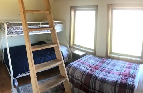 Peshastin Cabin | Mountain Lodge near Leavenworth, 14 guests!