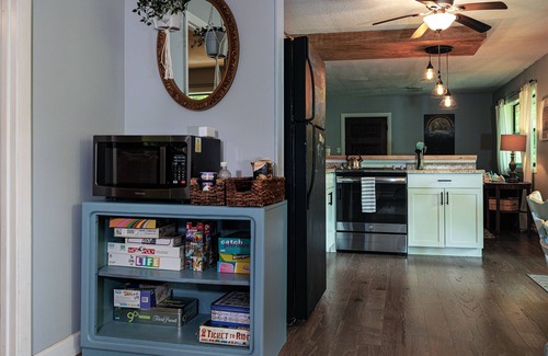 Cherokee Cabin | Mountain Melody is Your basecamp near the Great Smoky Mountain National Park.