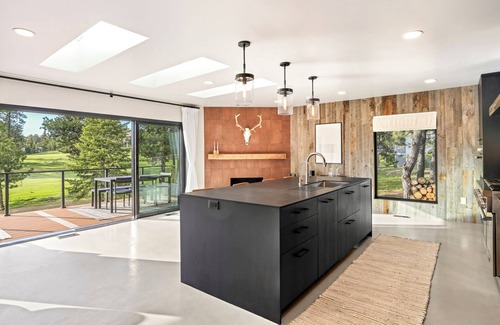 Woodmoor House | Mountain Modern Luxe: Gather, Relax, Play – The Ultimate Colorado Stay