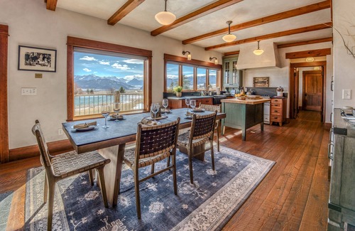 Livingston House | Mountain Retreat: Luxurious Chalet w/Pond & Sauna Near Yellowstone