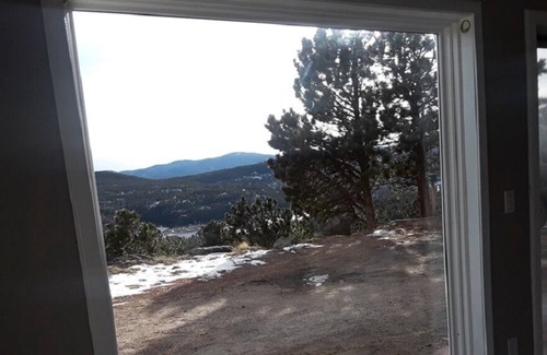 Nederland Apartment | Mountain sanctuary! A Sweet Suite above Nederland, Colo.