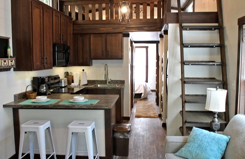 Monteagle Cabin | Mountain Top Mini Home at The Retreat at Deer Lick Falls