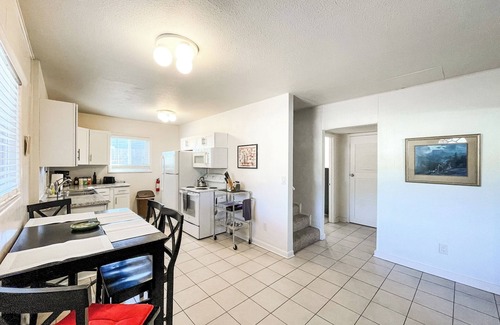 Woodland Park House | Mountain Town Apartment /Walk to main street!