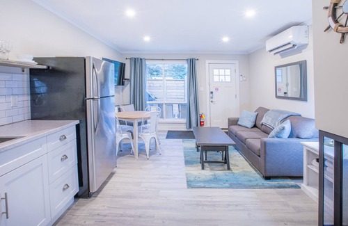 The Blue Mountains Apartment | Mountain View Boutique Suite with contactless entry - The Lake at Blue Mountains