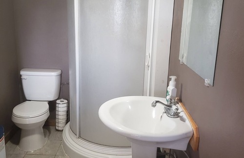 Stevensville House | Mountain view bungalow