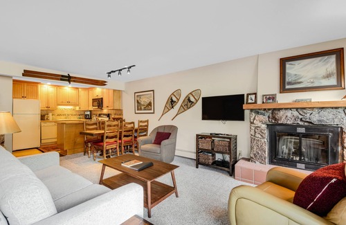 Copper Mountain Village Condo | Mountain view condo w/gas fireplace, shared outdoor pool, and free WiFi