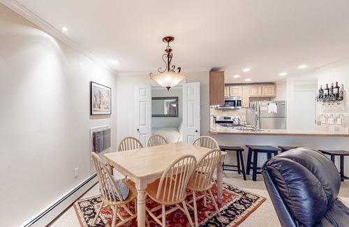 Ludlow Condo | Mountain-view condo with skiing nearby, pool, and balcony - snowbird-friendly