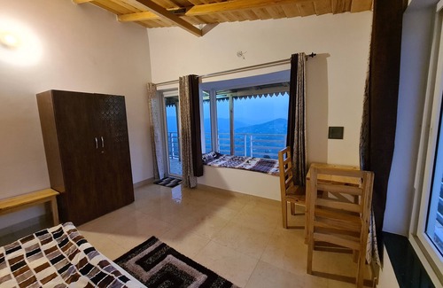 Kaul Hotel | Mountain view rooms with private balcony
