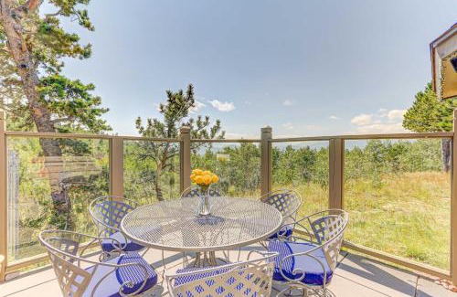 Black Hawk House | Mountain Views and Hot Tub Airy Forest Escape!