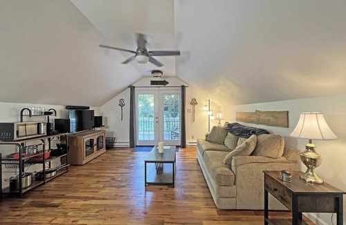 Bryson City Apartment | Mountain Vista Efficiency Style Apartment