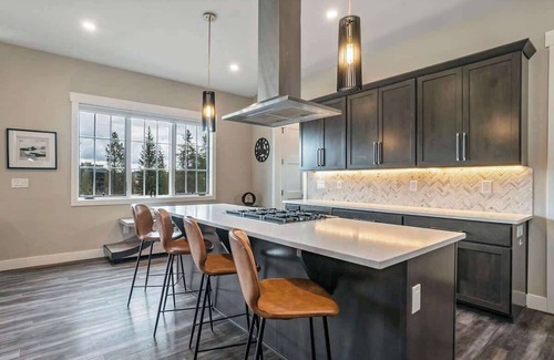 Winter Park Ski Chalet | Mountain Wellness | Hot Tub Mountain View Cozy