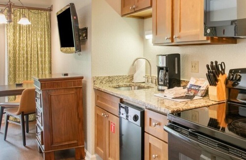 Pigeon Forge Villa | MountainLoft™ - 1 Bedroom Deluxe Villa