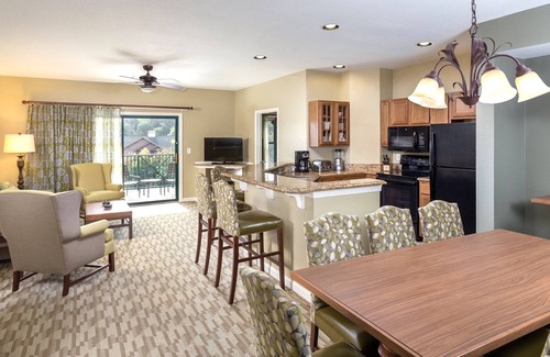 Sevierville House | Mountains, Heated Pools, Sauna - Close to Dollywood!