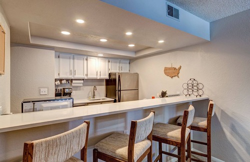 Frisco Condo | Mountainside Retreat - Sleeps 4