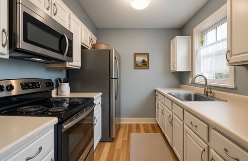 Steamboat Springs Condo | Mountainside Condo: King Bed/Hot Tub/On Free Bus Route/Fireplace