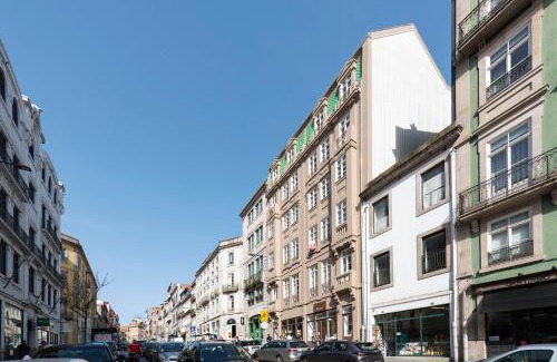 Centro / Baixa Apartment | Mouzinho Luxury 3BR Flat l 5 min Walk to Ribeira by Lovelystay