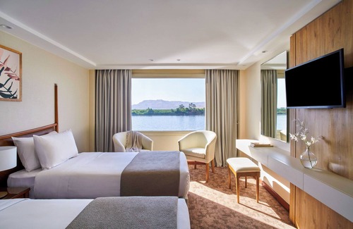 Luxor Boat Rental | Mövenpick Royal Lotus Nile Cruise, Every Monday Four Nights From Luxor, Every Friday Three Nights From Aswan - Including Excursions & Sightseeing