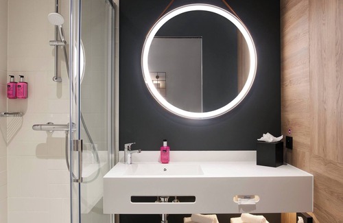Postel Hotel | Moxy Brussels City Center
