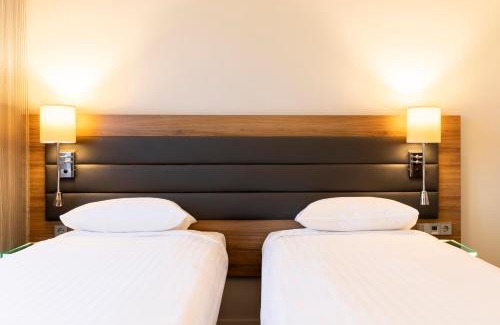 Ingliston Hotel | Moxy Edinburgh Airport