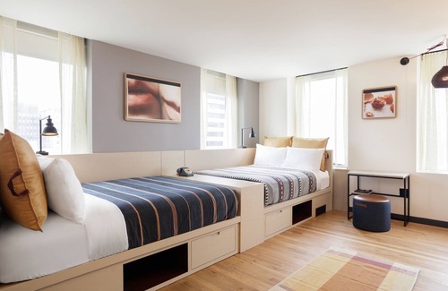 City Center Hotel | Moxy Richmond Downtown