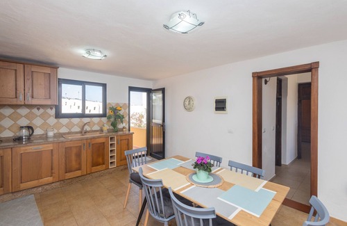 Moya House | Moya Rooftop House - 3BR