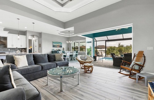 South Gulf Cove House | MPC15528 Summary: Bra