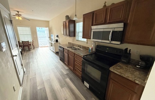 Myrtle Beach Cottage | MRV28, 2-Bedroom Cottage, 2 Blocks To Beach! Pool Front, Free WIFI