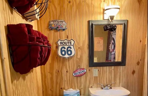 Shawnee Cabin | Ms Lizzie's Vintage Garage