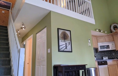 Century West Condo | Mt Bachelor Village Resort Top Floor 1BR + Loft 2 Qn Beds 1.5 Bths Cozy & Quiet!