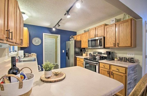 Massanutten House | Mt. RelaxCATION~on resort~hottub~pool table~arcade