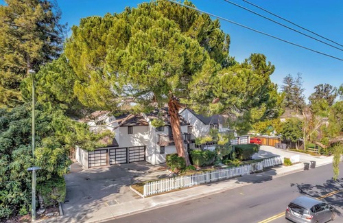 Mountain View Apartment | Mt. View-Palo Alto-Los Altos