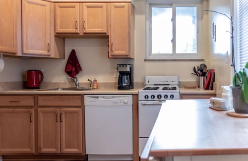 Mount Washington Apartment | Mt. Washington on Grandview @ McArdle Rdwy Apt #1