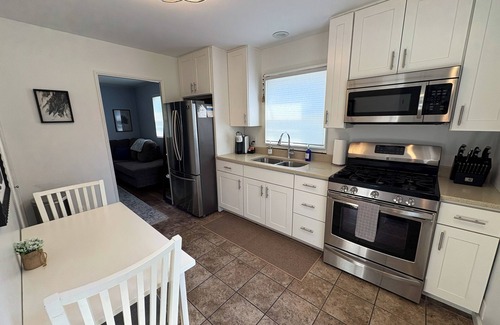 Michigan City House | MTM Premier, YEAR-ROUND Hot Tub, fence