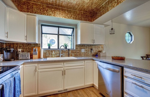 Cottonwood Heights House | Mtn Views & Canyon Access: Cottonwood Heights Home