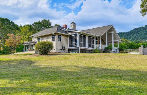 Asheville House | Mtn Views, Deck, Porches and Patio Asheville Escape