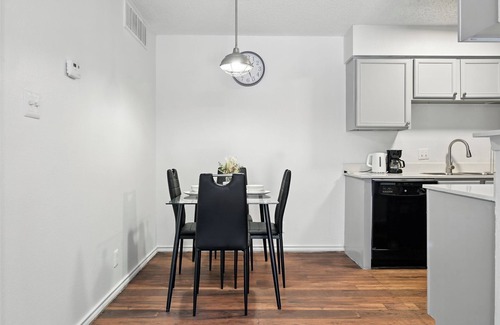Windsor Park Apartment | Mueller Flats 1508 I Spacious 1 Bed 1 Bath