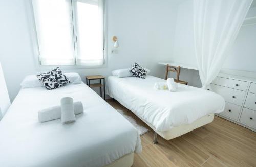 Mundaka Apartment | Mundaka Centre by Urdaibai Rentals