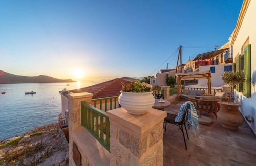 Rhodes Villa | Muse Clio. Just a few steps from the sea! Perfect option to enjoy your vacations