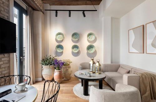 Encarnacion-Regina Apartment | Museum by Alohamundi