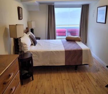 Port Carling Hotel | Muskoka Lakes Hotel and Resorts