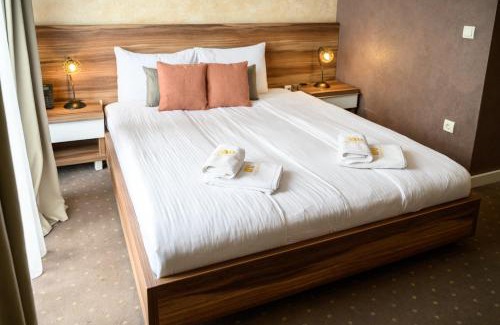Inija Hotel | MV Monogram