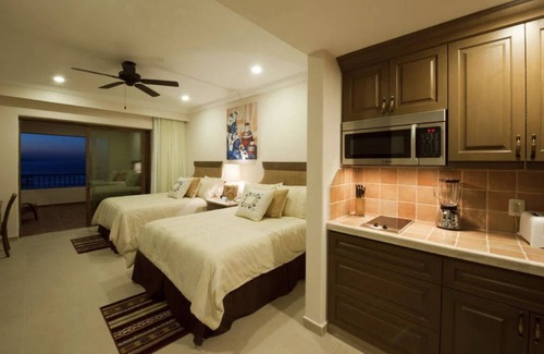 Loreto Resort | Danzante Bay and the indigo waters of the Sea of Cortez.