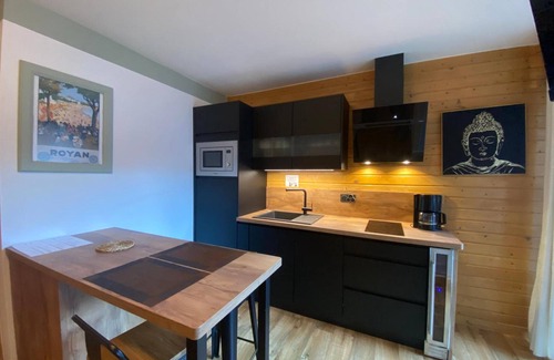 Brides-les-Bains Apartment | My 3 Stars Bee Happy Studio