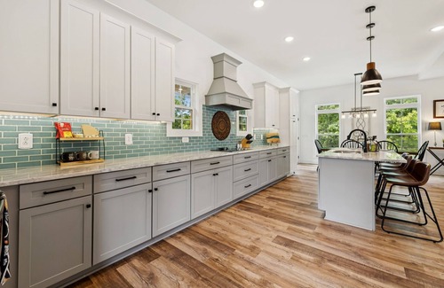 Smithville House | My Friend's Place-Center Hill Lake-close to PatesFord-Hot Tub-Lake View