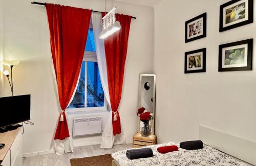 Ujlipotvaros Apartment | My Little Budapest