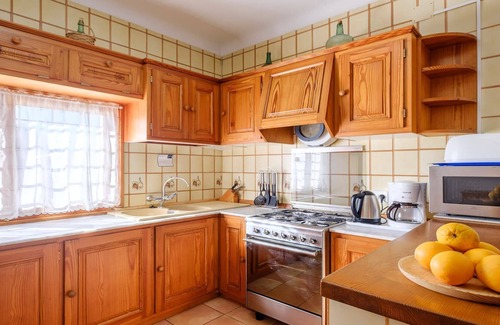Santa Eulalia del Rio Villa | My Rental Homes - Villa Jhon with private pool, garden and barbeque