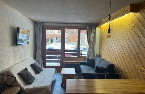 Val Claret Apartment | MyHome - Moutières B2 17 - Grand 2 pièces traversant au Val Claret, 4 à 6 pers