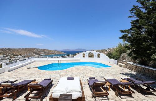 Psarou Villa | Mykonos in White