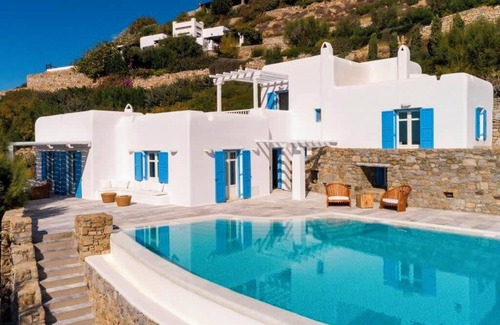 Little Venice Villa | Mykonos Luxury Villa with Seafront Panorama