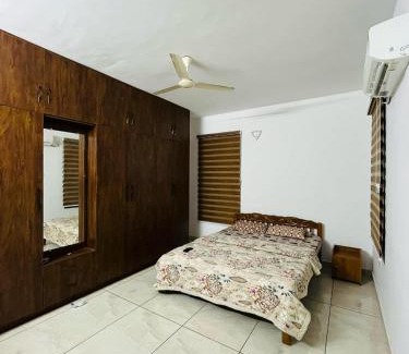 Thiruvananthapuram Villa | Mynest